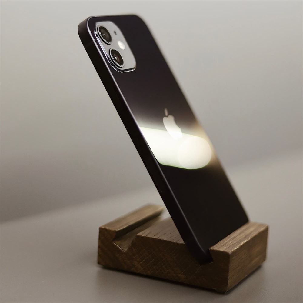 Apple iPhone 12 64GB (Qora)